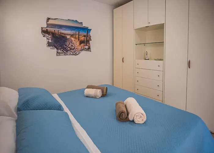 Orilla En Frontera-primavera * Costa Del Silencio